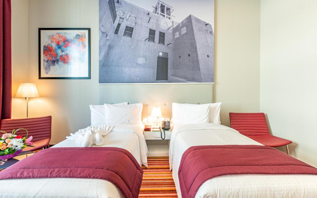 Gravity Hotel Abu Dhabi Bagian luar foto