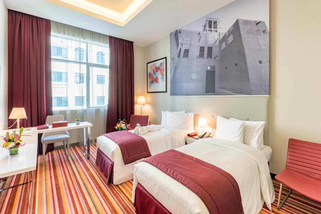 Gravity Hotel Abu Dhabi Bagian luar foto